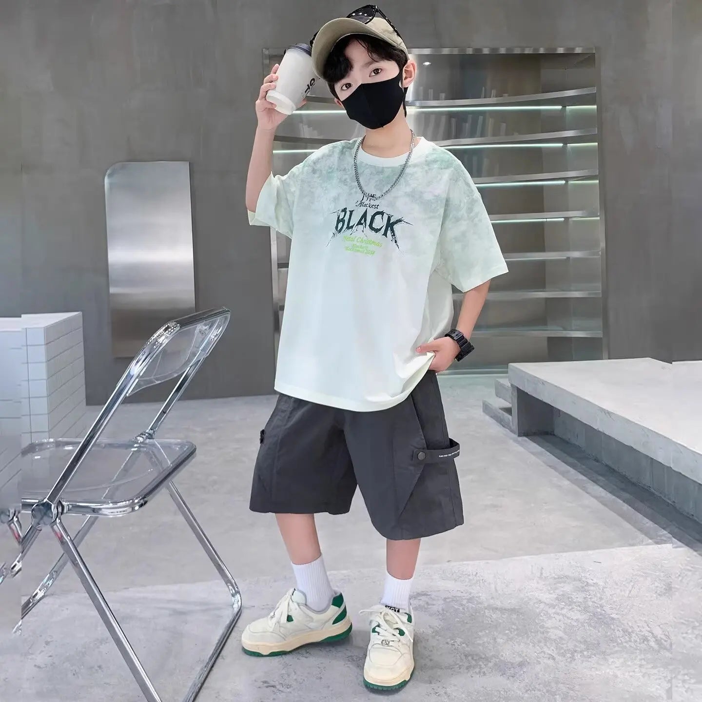New Summer Boys Cotton Suit Japan High Street Fashion Kids Printed T-shirts Shorts 2 Piece Set High Quality Children's Set 2024